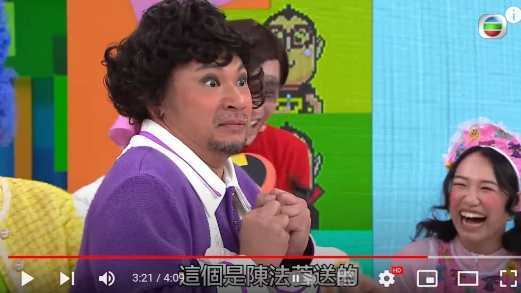 金剛豔福不淺，錄節目被港劇女神連親2次。（圖／翻攝自TVB綜藝YT）