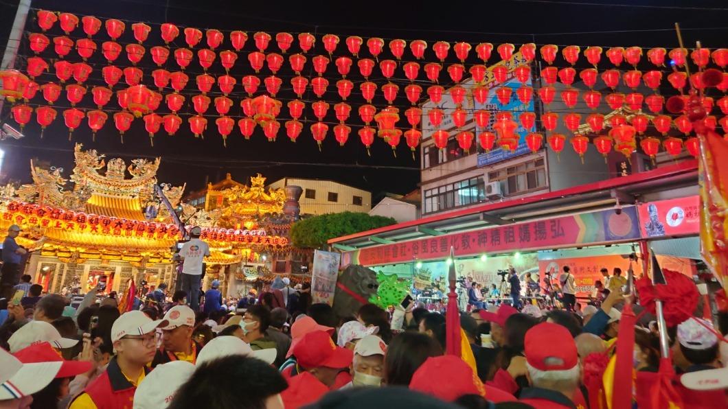 媽祖路過就賺翻！信徒均爆買近9千元　神力加持商品最夯