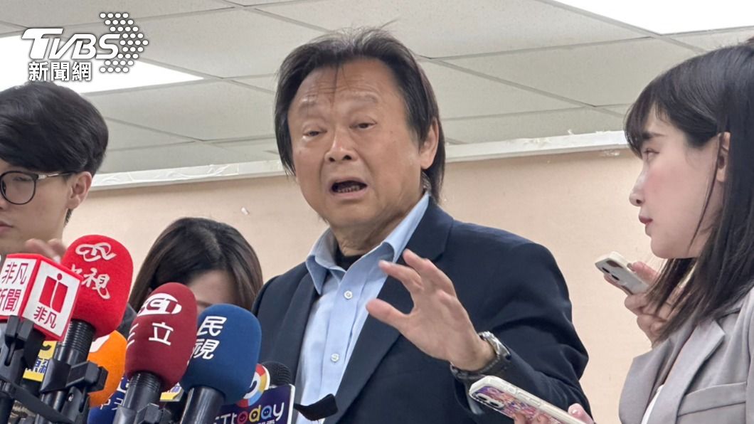 9月退選?柯文哲喊賭吞曲棍球 王世堅嗆好膽麥走:來賭跳海
