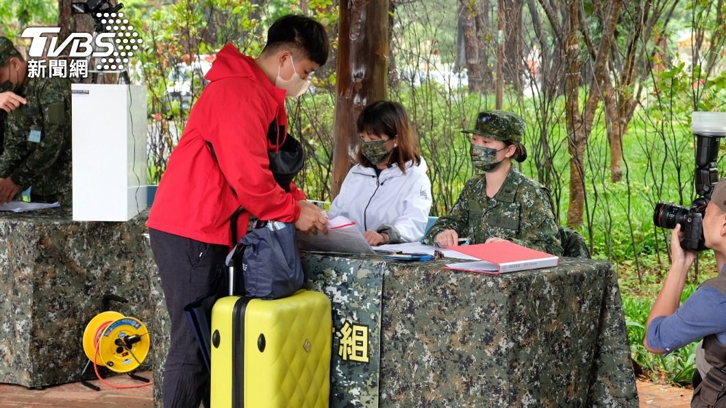 首梯女性教召14人桃園全數報到 盼為國家盡心力