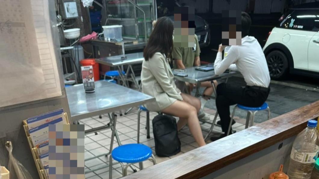 小吃店爽聊2小時！3人沒點餐就走人　網怒轟：臉皮夠厚