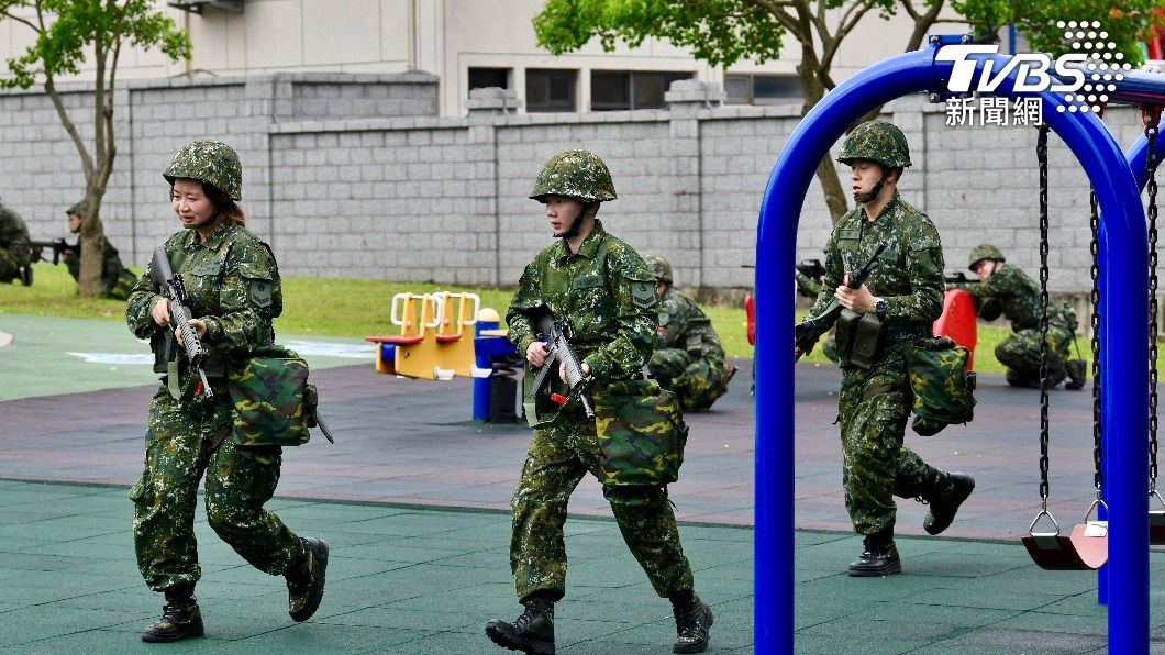 為強化後備戰力,國軍5月8日首度辦理女性後備教召。(圖/胡瑞麒攝)