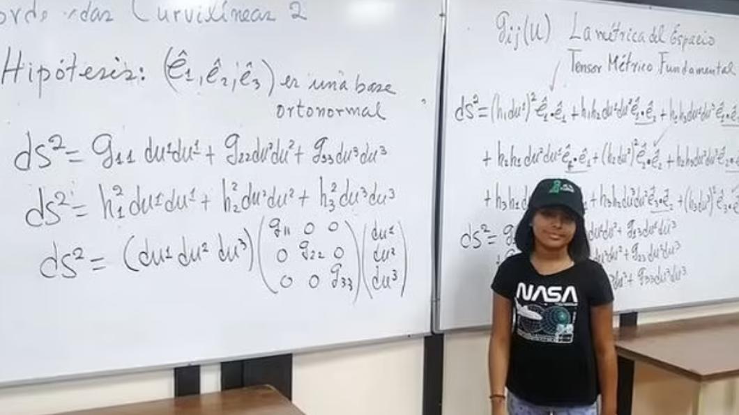 桑切斯年紀輕輕就自學代數,並熟記元素週期表。(圖/翻攝自《每日郵報》)