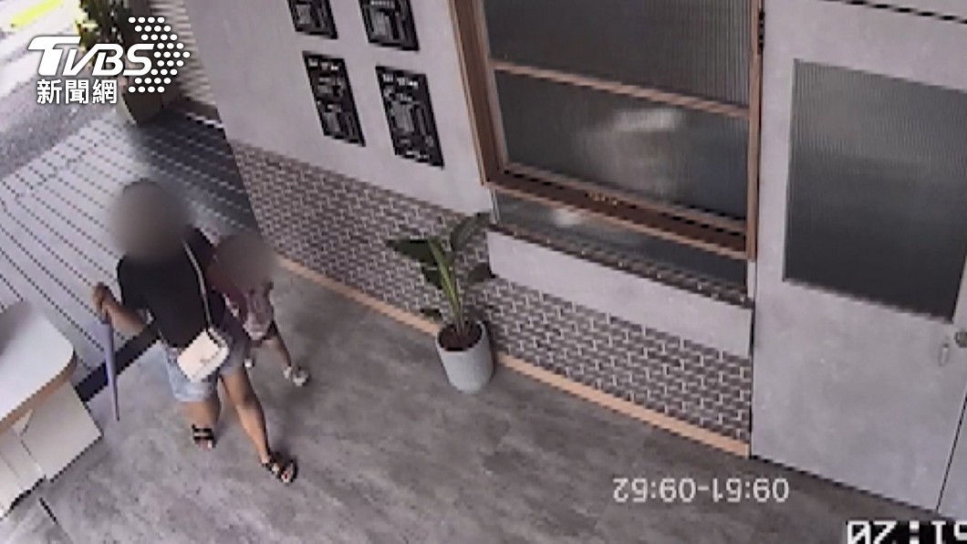 母女倆最後身影。(圖/TVBS資料畫面)