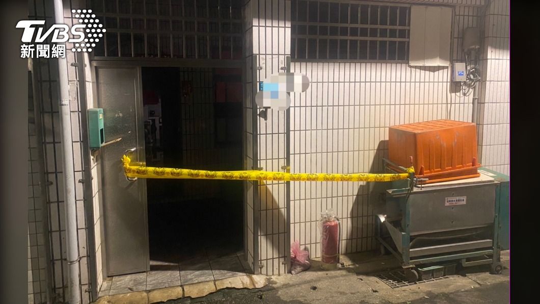 永和民宅凌晨傳出火警,1名女子未能逃出火場被燒成焦屍。(圖/TVBS)