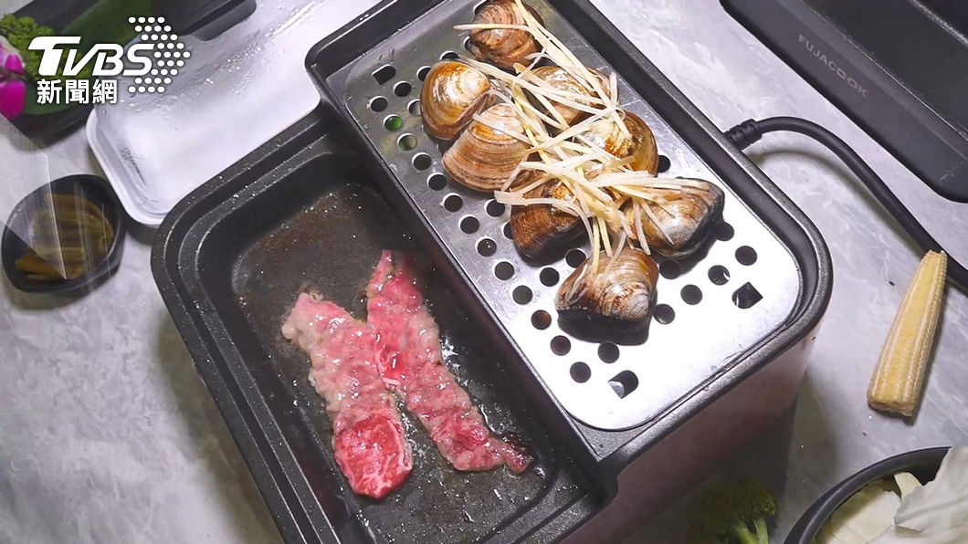 超狂智慧鍋!可邊煎邊蒸海產PK多功雙層鍋