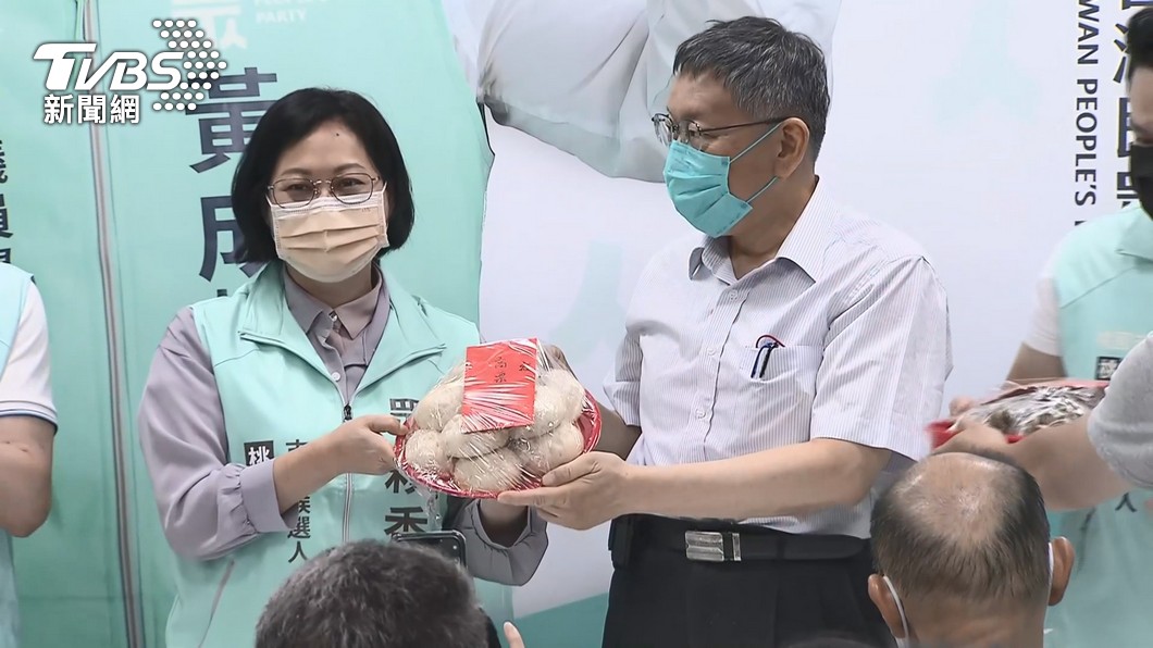 賴香伶、柯文哲出席活動。（圖／TVBS）
