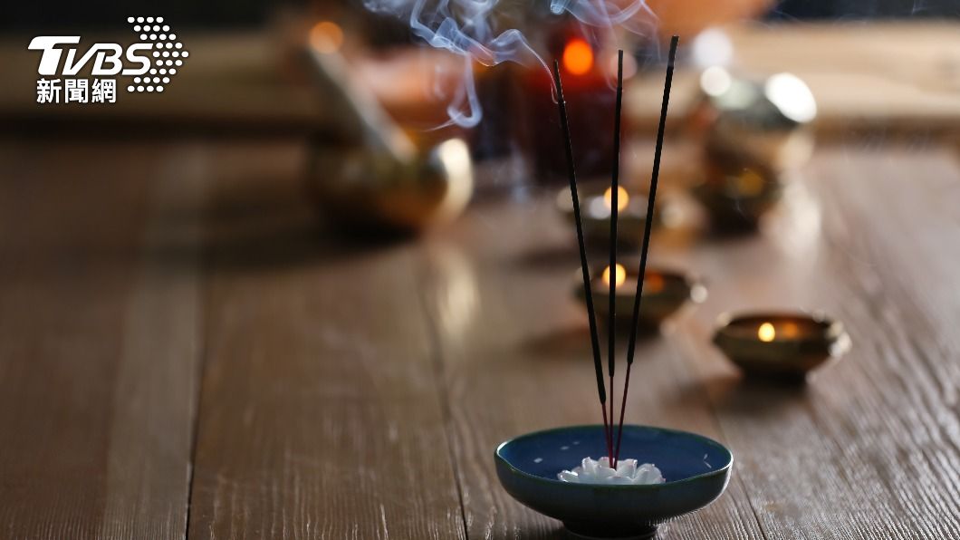 老公前女友癌末！哭求「死後想冥婚」遭拒怨：娶個牌位而已