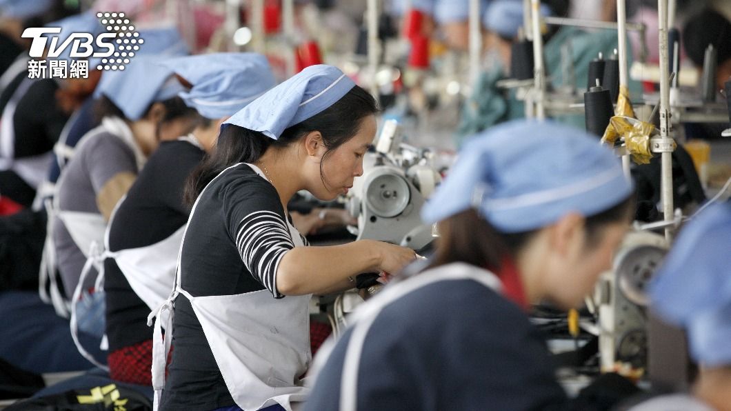 醫學系畢業!26歲女出社會「淪工廠女工」淚吐:人生好失敗