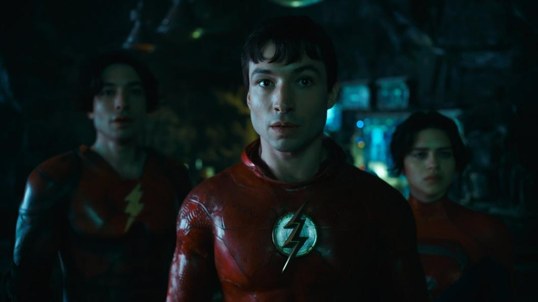 飾演閃電俠貝瑞的男星伊薩米勒(Ezra Miller)。(圖/華納提供)