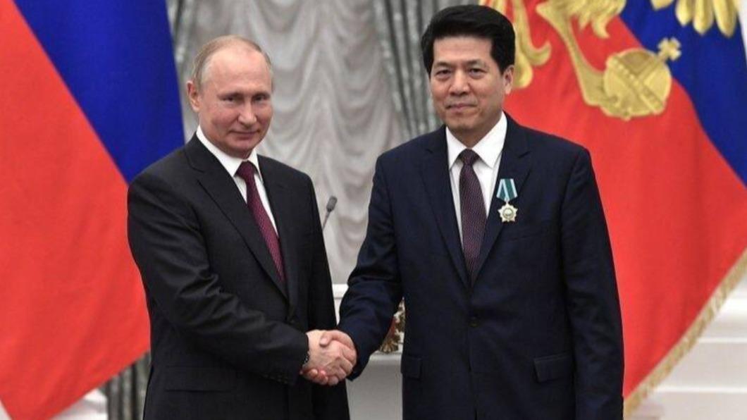 70歲的李輝堪稱「俄國通」,曾獲俄總統普欽(Vladimir Putin)頒授「友誼勳章」。(圖/翻攝自 俄政府網站)
