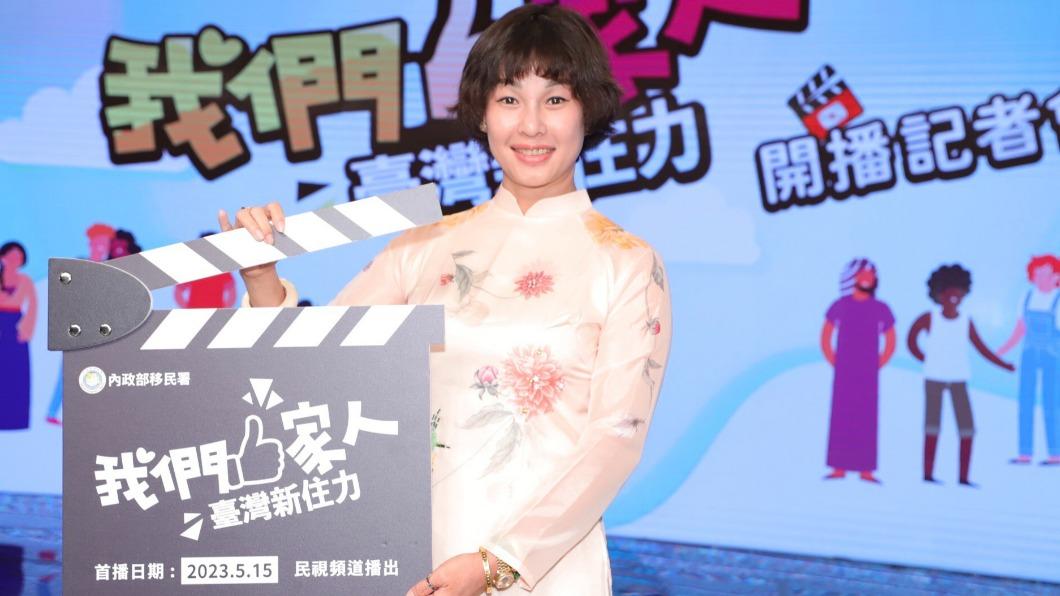 女星來台20年紅回越南 機場被「劇迷包圍」驚呼:是在說我嗎