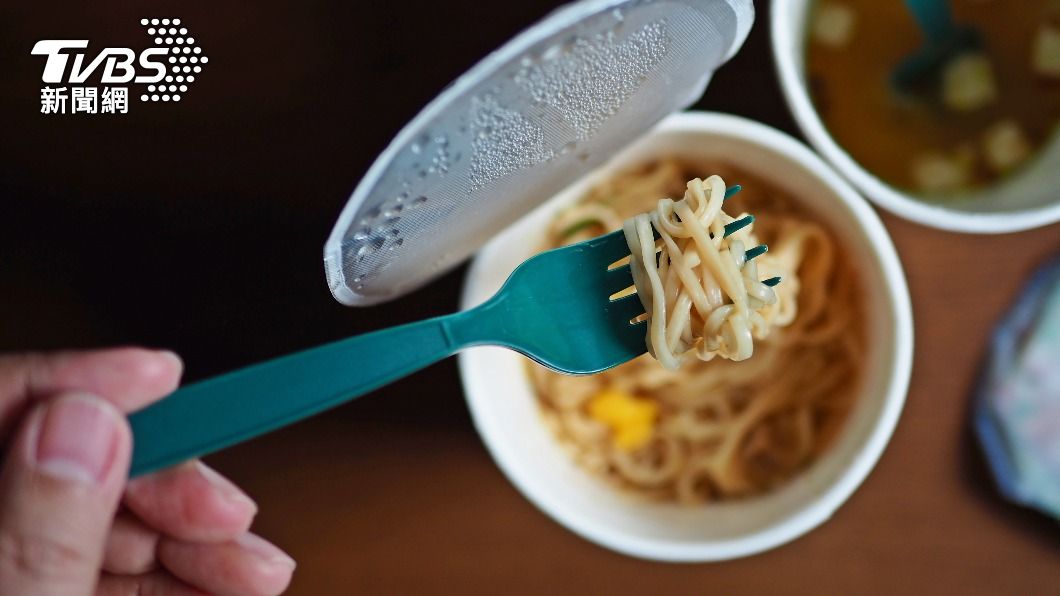 韓國人推「比農心辣牛肉湯麵好吃」!這款台式泡麵年銷破5千萬
