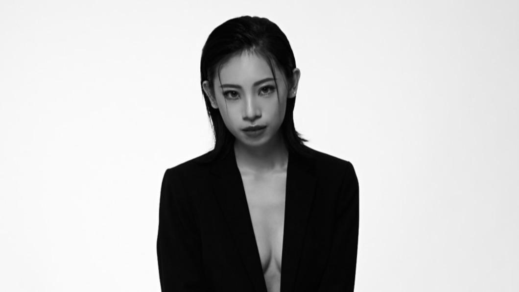 輔導長放話「尺度不設限」:舒服就好 預告今晚再直播