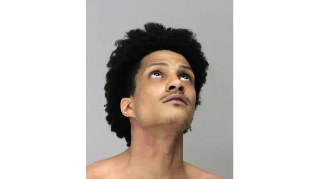 22歲的湯普森犯案後被捕。(圖/翻攝自美聯社)
