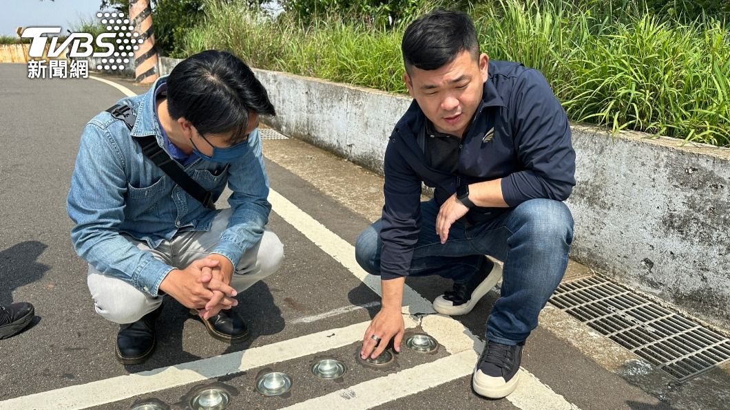 曾威議員偕相關單位會勘。(圖/台中市議員曾威提供)