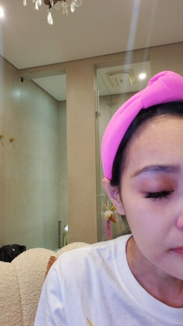 王思佳難過到哭了。(圖/翻攝自王思佳IG)
