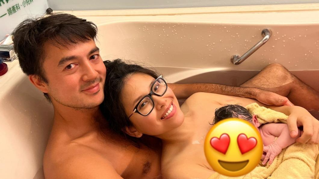 班傑分享一家三口幸福合照。(圖/重感情創意提供)