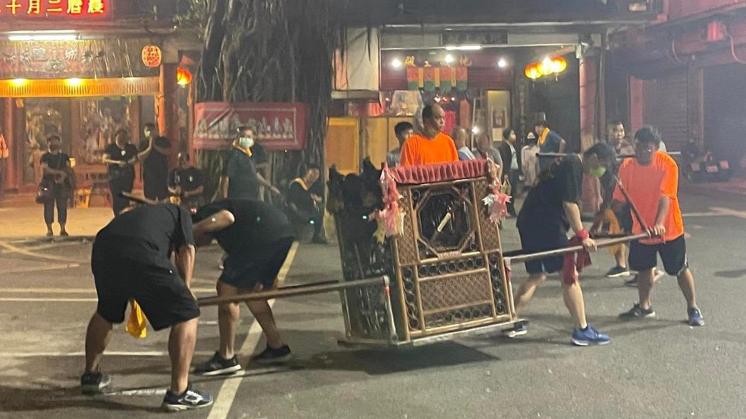 3歲女童車禍亡!城隍爺慈悲「夜衝現場」路祭:帶亡魂回廟中