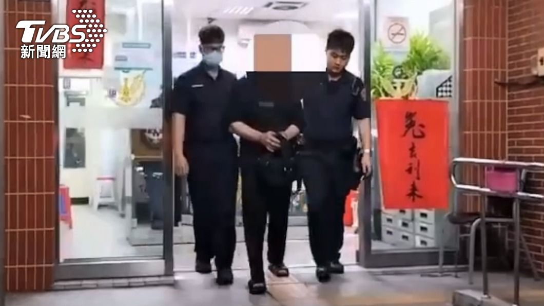 犯嫌被警方送辦。(圖/TVBS)
