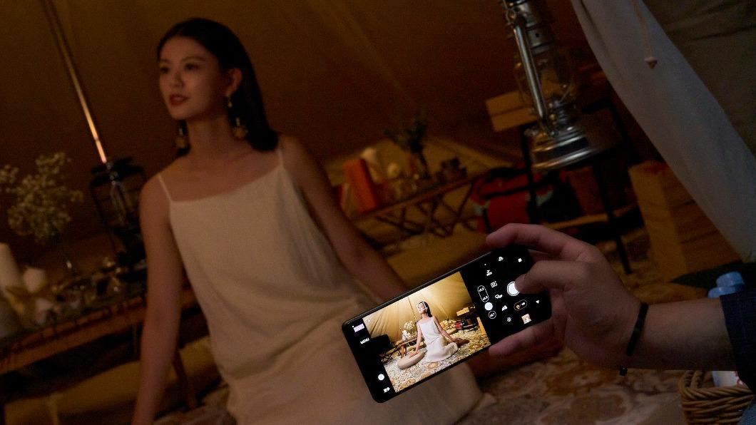 索粉錢準備好!Xperia 1V發表 雙層感光元件+電競套組