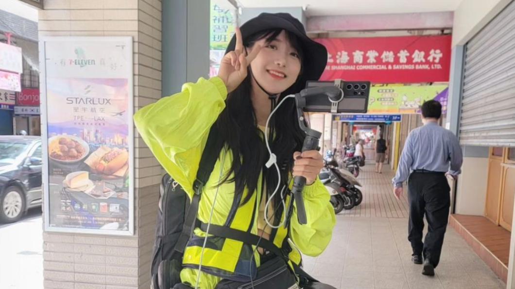 企鵝妹正徒步環台。(圖/翻攝自企鵝妹IG)