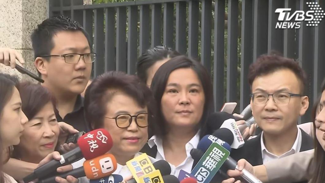 她曝餐敘談話「多數中常委挺郭台銘」 若徵召侯友宜恐有這動作