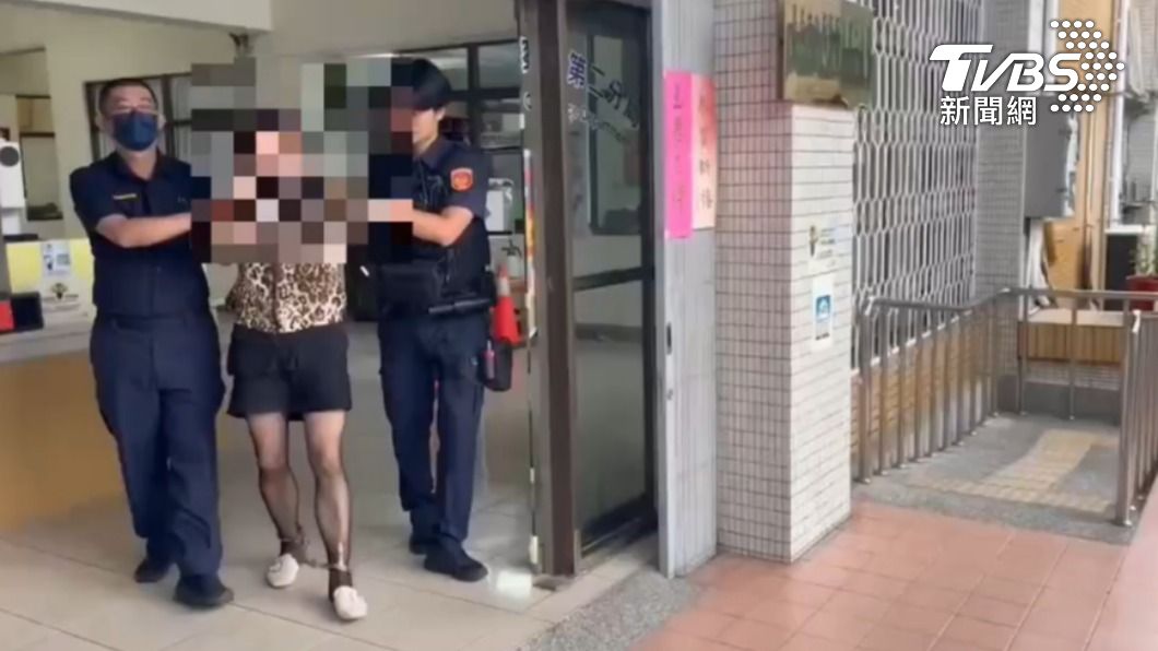 抓不怕是不是?北車借錢哥扮女裝台南行騙 逃票廁所落網