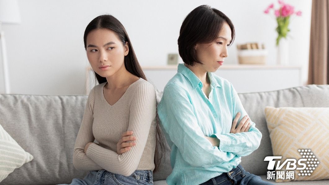 大姑使喚「母親節回家煮飯」 尪霸氣護妻全場讚翻