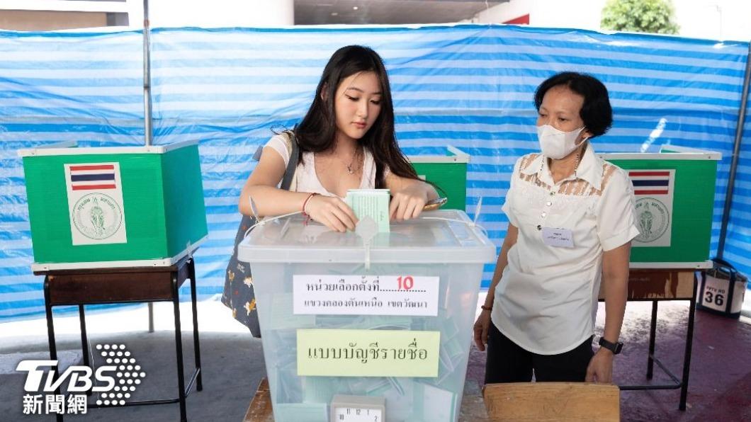 泰國大選吸引大批首投族與年輕選民積極參與。(圖/達志影像美聯社)