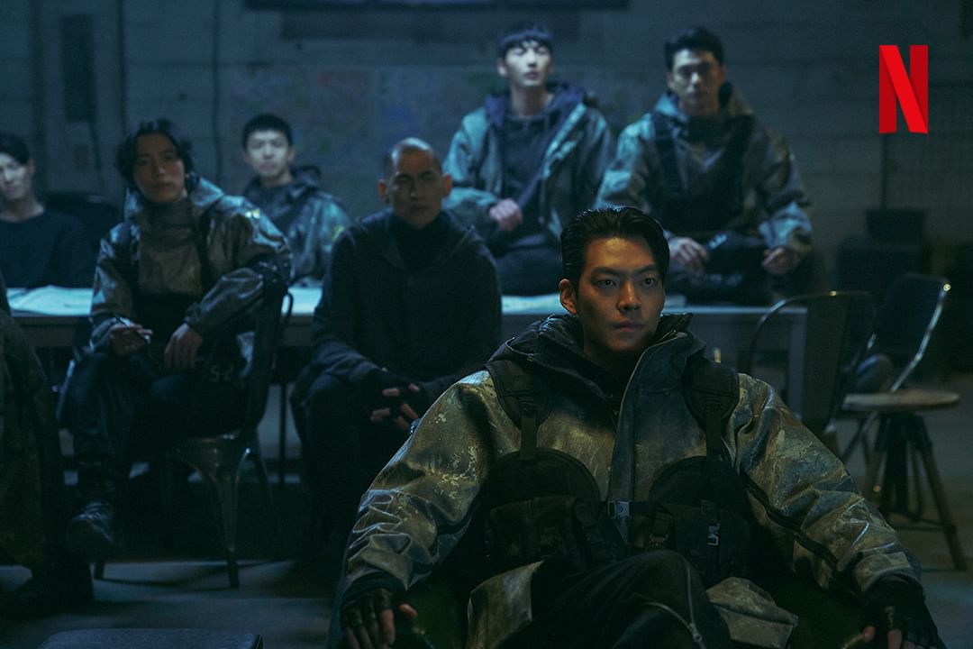 趙義石認為金宇彬眼神變得更有故事。(圖/翻攝netflixkr ig)