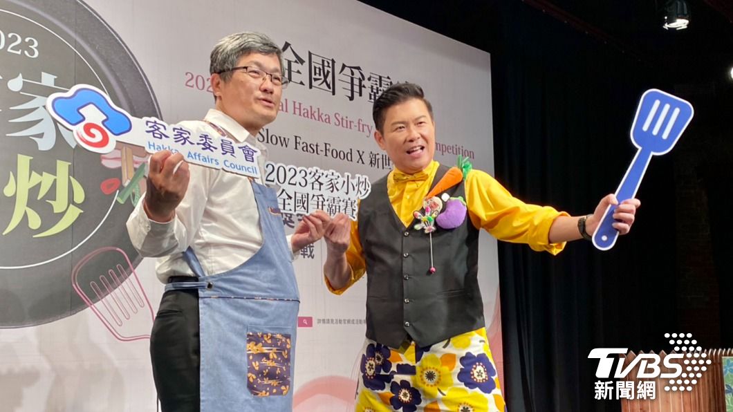 曾國城(右)出席活動。(圖/林彥君攝)