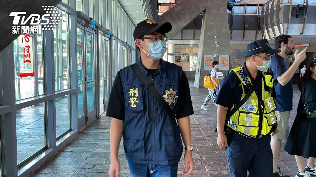 警方未發現可疑爆裂物。(圖/TVBS)