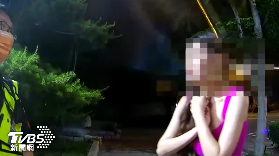 林女十分不安。(圖/TVBS)