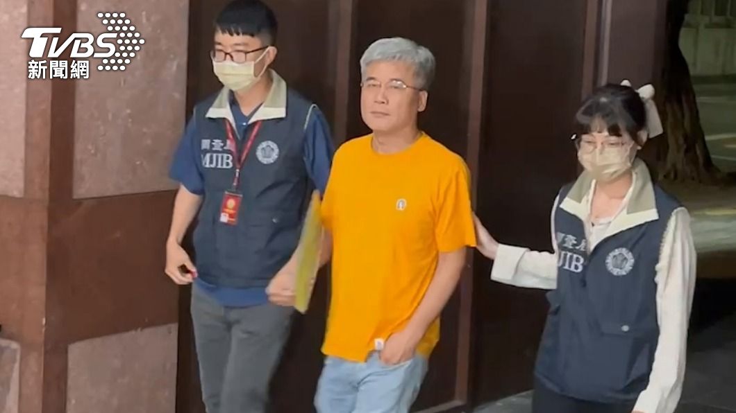 楊岳修交保後低調未回應。(圖/TVBS)