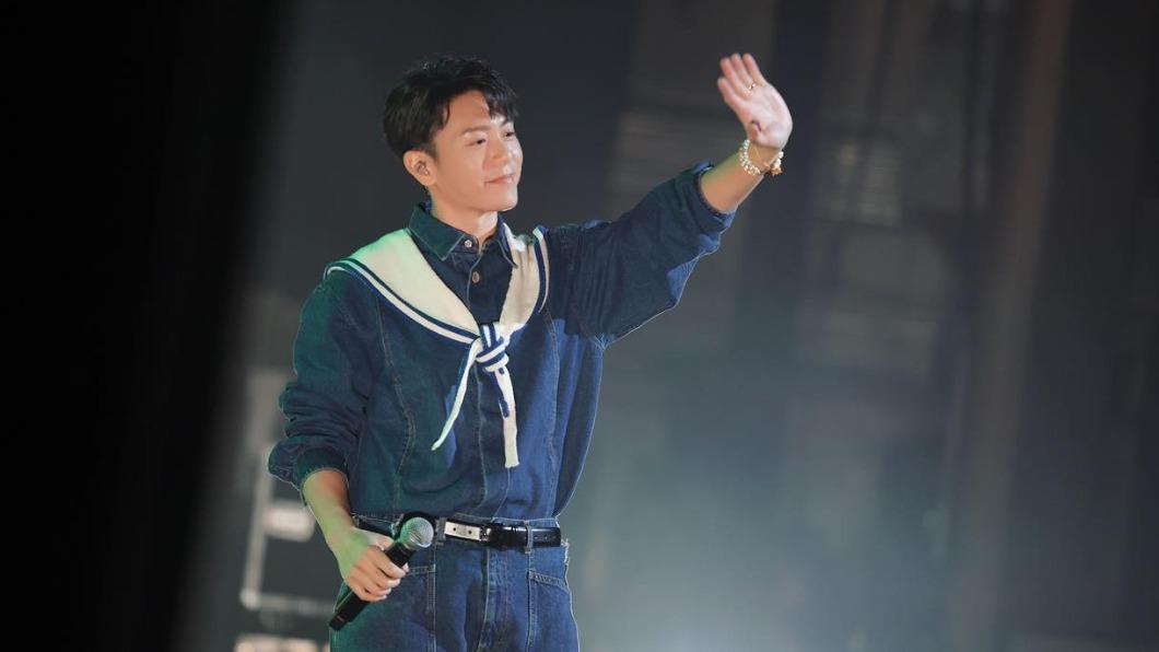 韋禮安也預告11月要開唱，讓粉絲相當擔心會撞期。（圖／翻攝自韋禮安臉書）