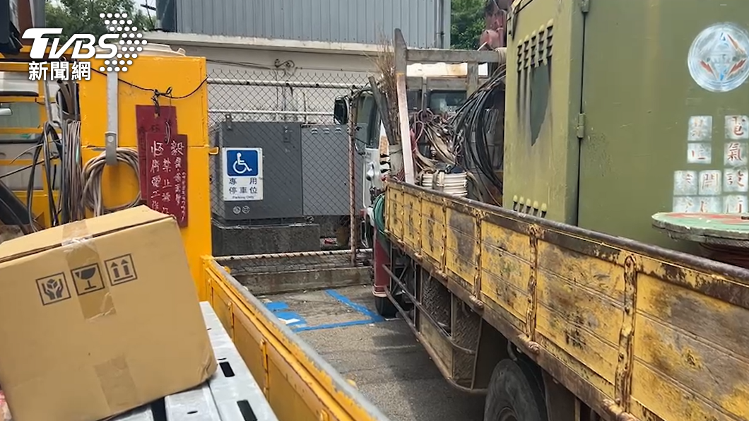 台中路口紅綠燈不亮、上課到一半停電 搶修後陸續復電