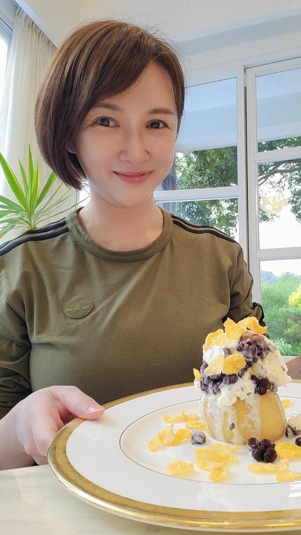 美女主播劉芯彤。(圖/翻攝自劉芯彤臉書)
