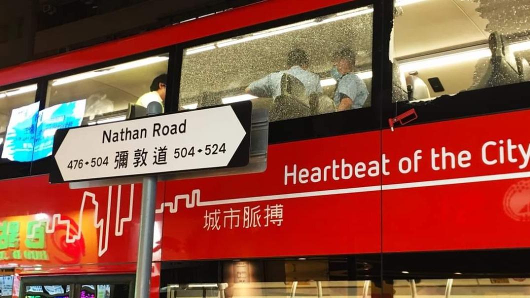 恐被關7年！香港男「公車上DIY」跳車逃逸　律師：有違公德