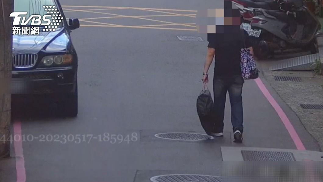 蔡男行竊後逃逸。（圖／TVBS）
