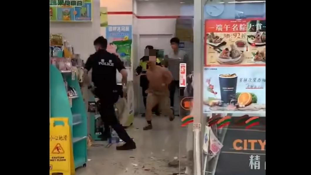朱男情緒失控。(圖/翻攝自臉書社群)