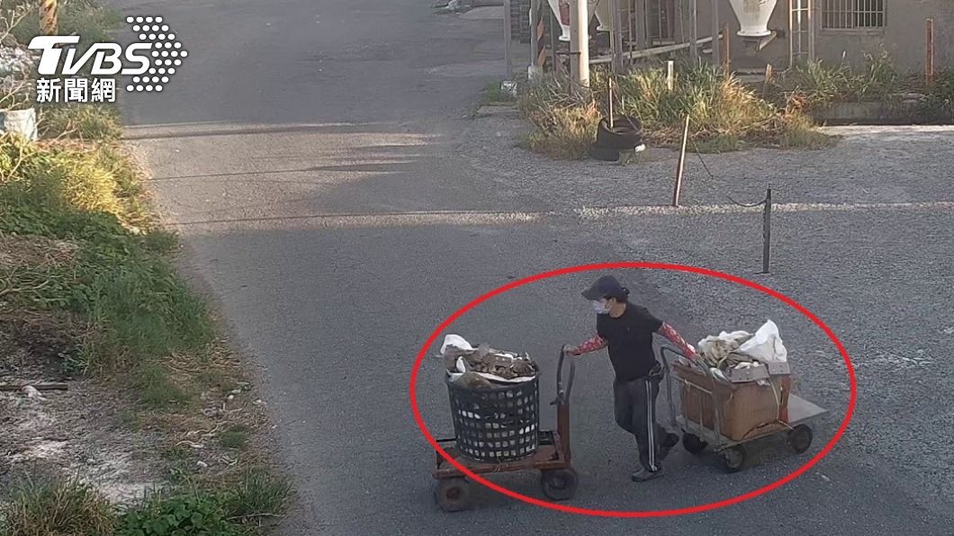 過去也有不少丟棄病雞的案例,也同樣違法。(圖/環保局提供)