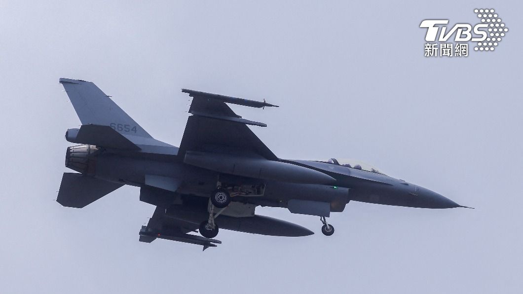 美國答應對烏軍援F-16。(圖/達志影像路透社)