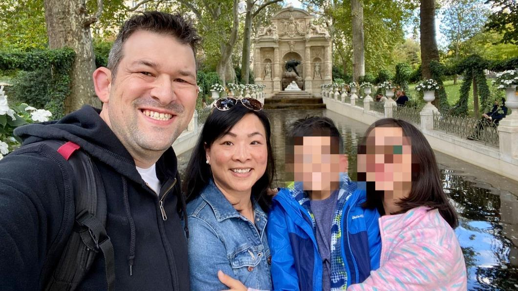 護鴨卻被車輛撞死的里維拉(左),與亞裔妻子結縭多年,兩人育有一子一女。(圖/翻攝自GoFundMe官網)