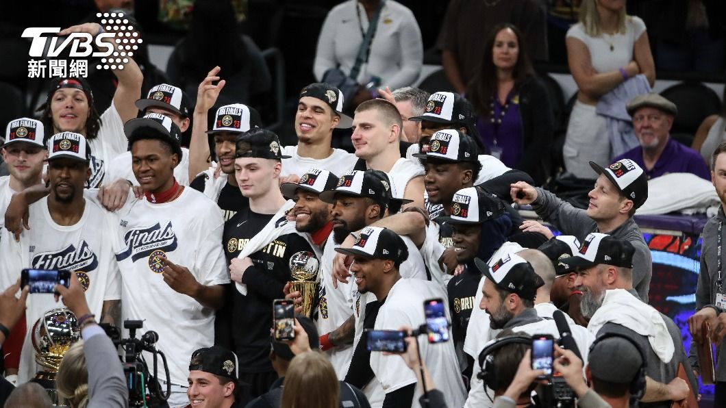 金塊4戰橫掃湖人成功復仇 進NBA第47年終能爭冠