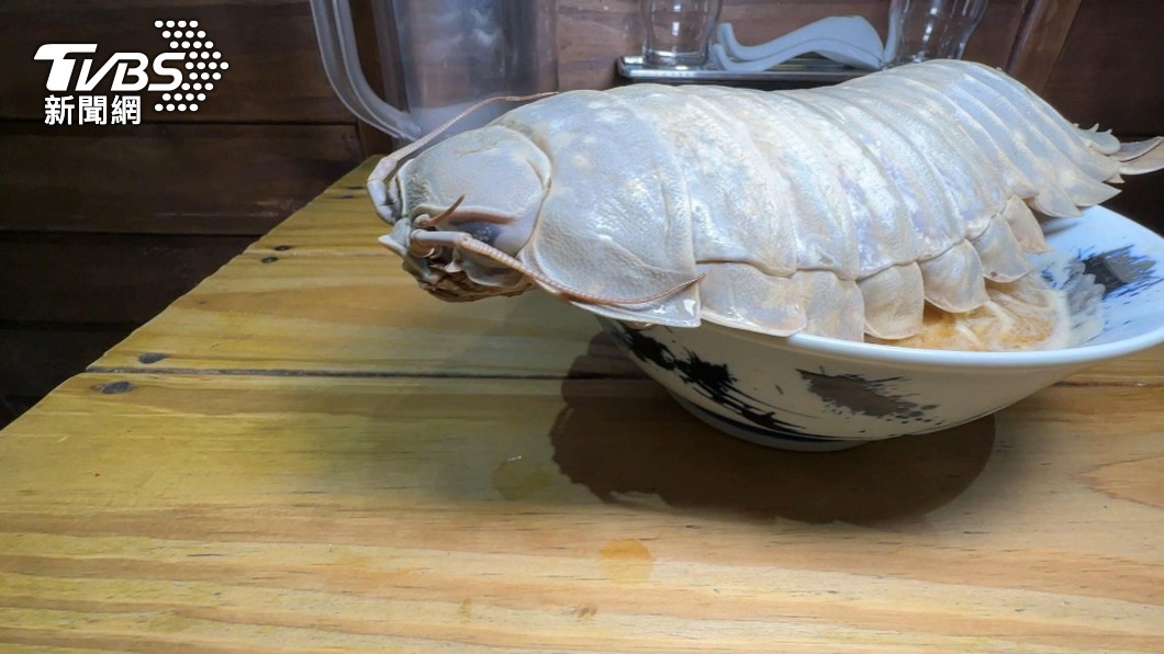 大王具足蟲拉麵上桌 客:口感如蒸蛋+蝦+蟹膏
