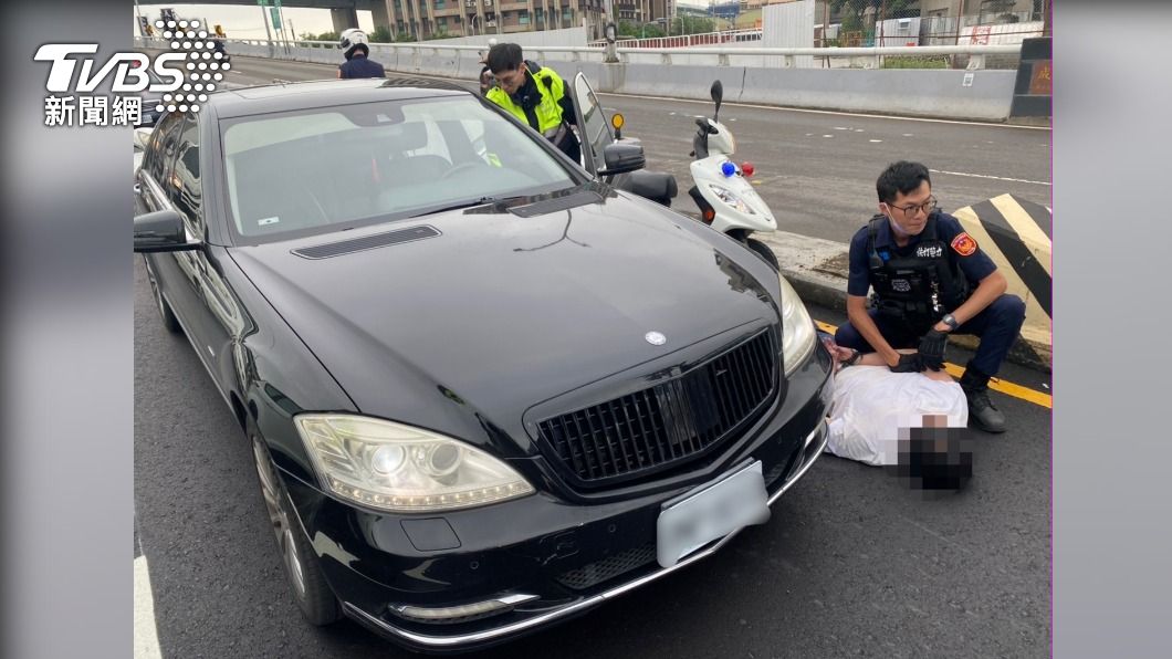 毒鴛鴦拒檢逃逸!市區沿途飆速、違規 警追3.5公里逮人