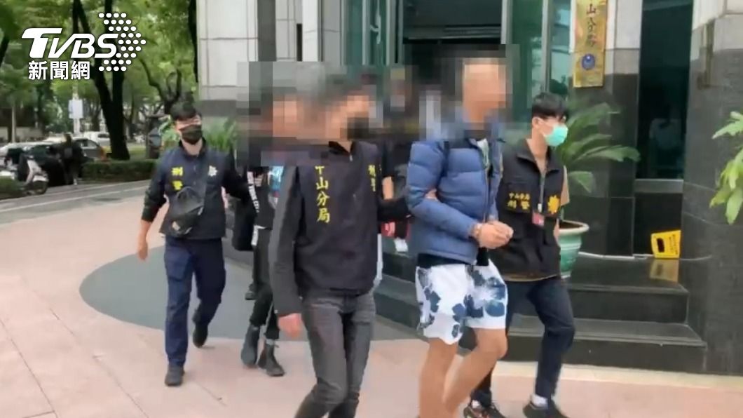 5名犯嫌被警方移送。(圖/TVBS)