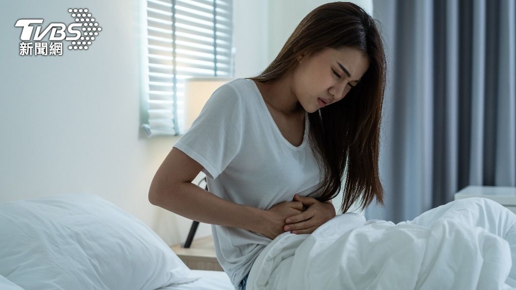 半夜胃痛醒小心!恐是感染「這菌」 胃癌9成由它引起