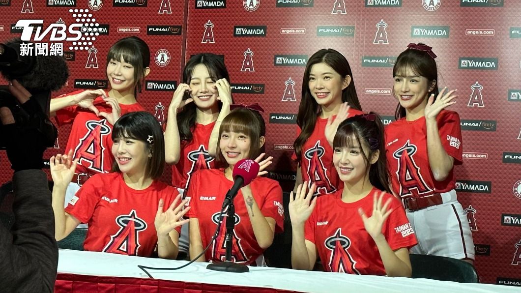 LA直擊/大谷和樂天女孩合照握手 林襄羞喊:他很紳士